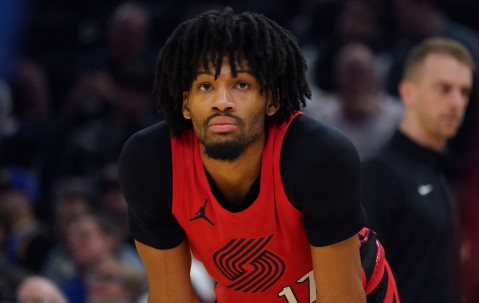 开云下载-拓媒：没指望夏普能成为科比 但他也不是百无一用 最需提升三分