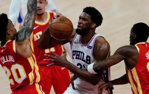 开云下载-76人夺回主场优势！首发阵容强势替补球员同样亮眼