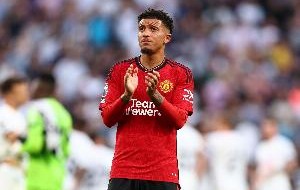 开云下载-记者：曼联没选择买大马丁的另一个原因是，桑乔不想永久转会维拉