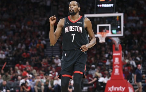 开云下载-抡冒烟了！杜兰特开局3中0后8中7 半场砍下18分2板3助2断